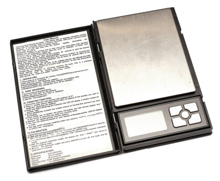 6 Modes Digital Scale 1-2000g Max 0.1g Resolution (Pan: 90x115mm) (used)