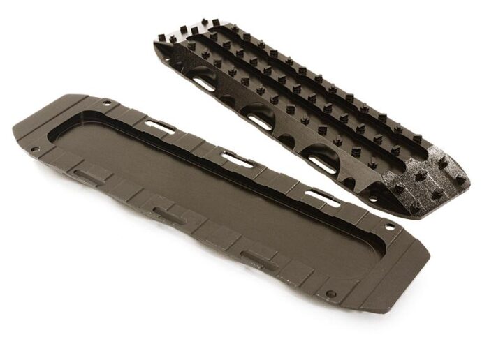 Realistic Alloy Vehicle Extraction & Recovery Boards for 1/10 Scale Off-Road - Image 1